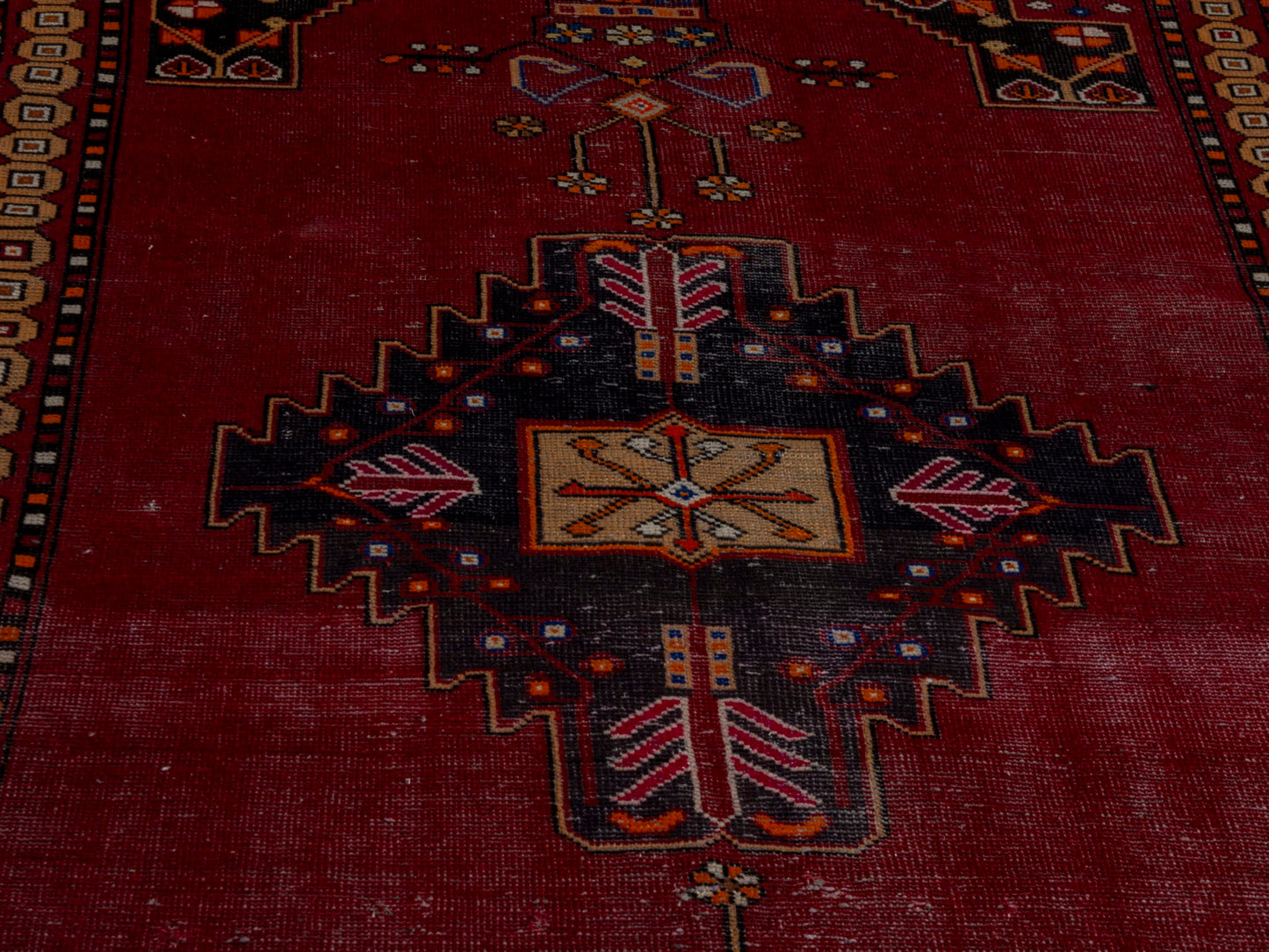 CAN_4668 - 3'10" x 6'7"