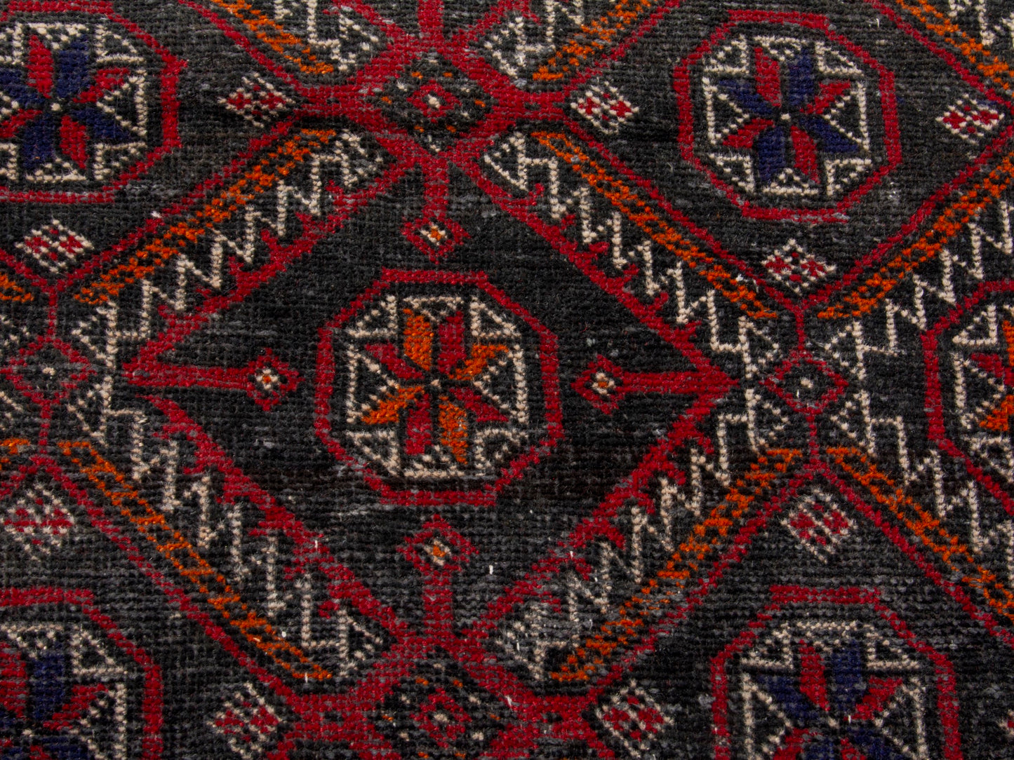 CAN_4672 - 3'3" x 5'1"