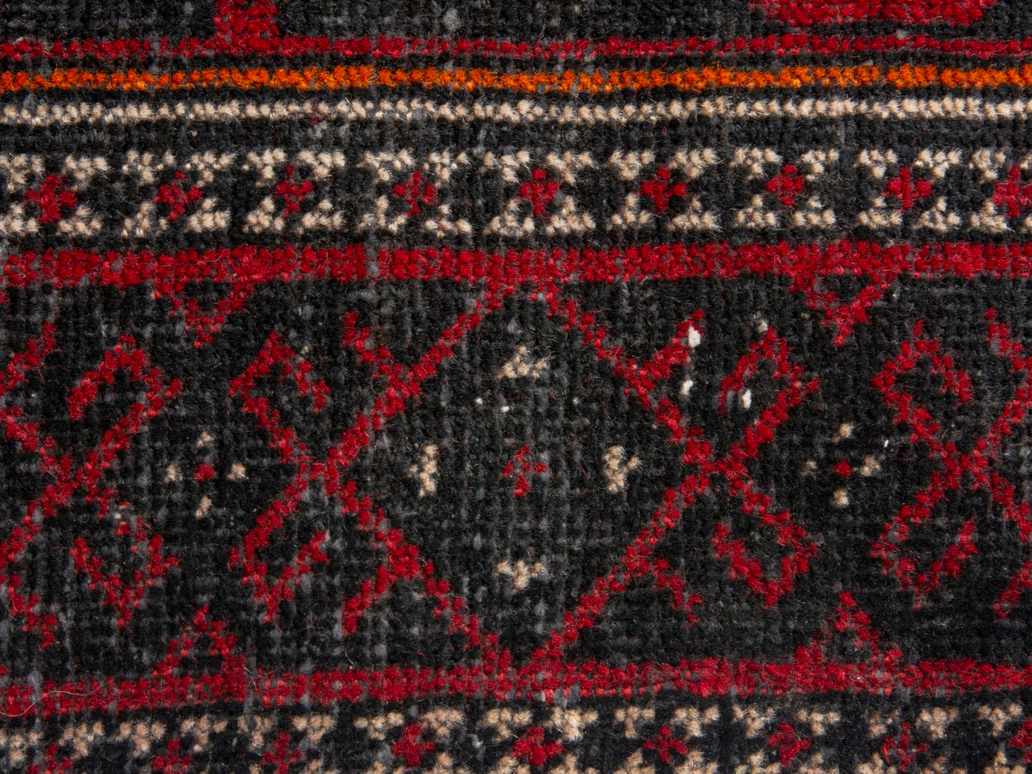CAN_4672 - 3'3" x 5'1"