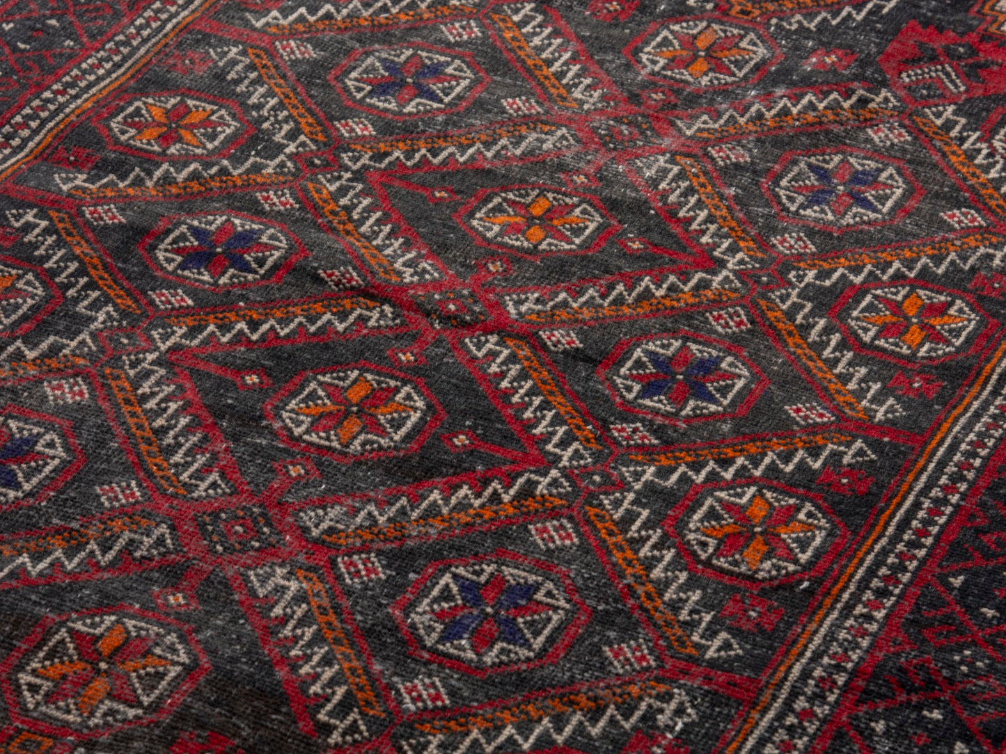 CAN_4672 - 3'3" x 5'1"
