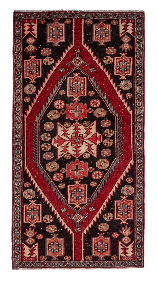 CAN_4675 - 3'2" x 5'11"