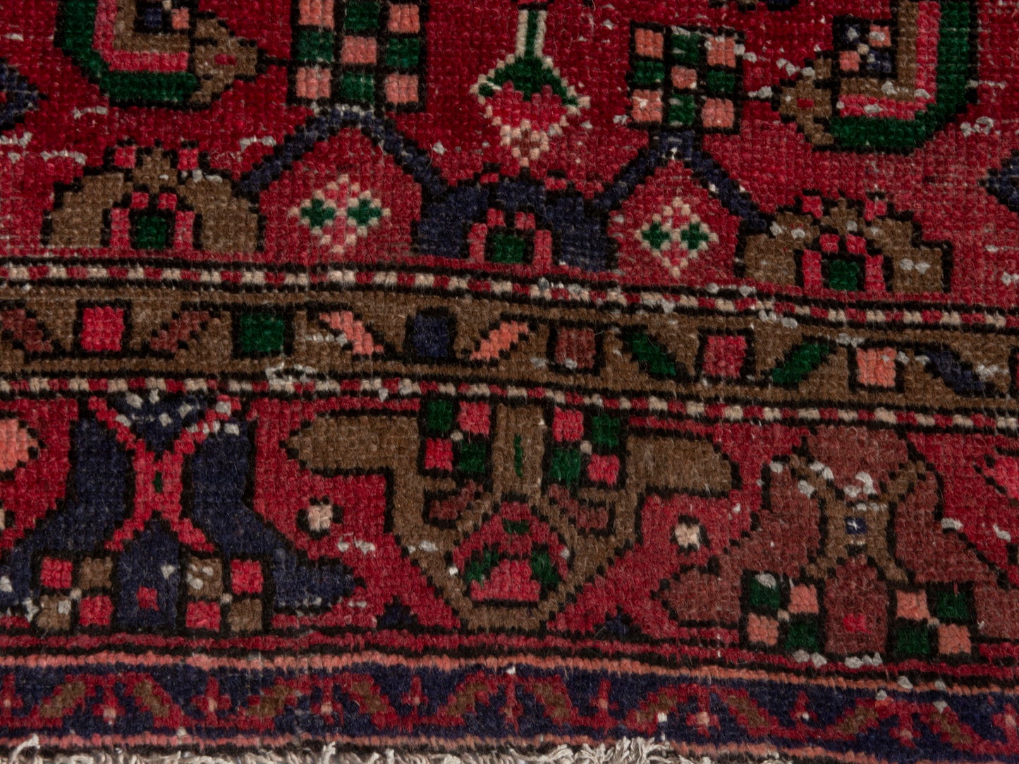 CAN_4680 - 3'10" x 8'1"