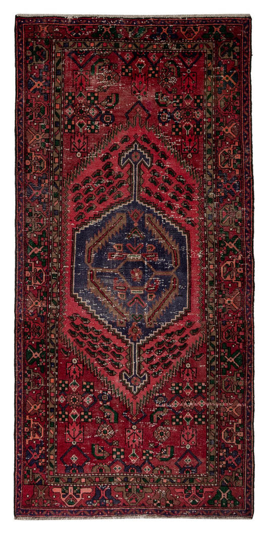 CAN_4680 - 3'10" x 8'1"