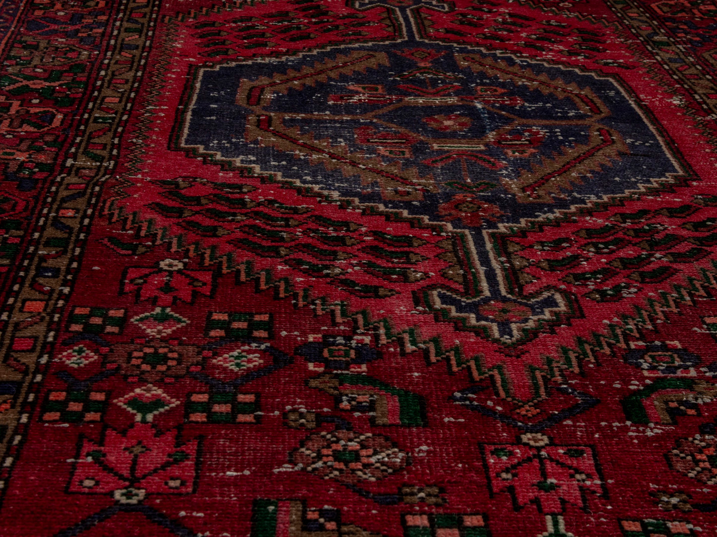 CAN_4680 - 3'10" x 8'1"