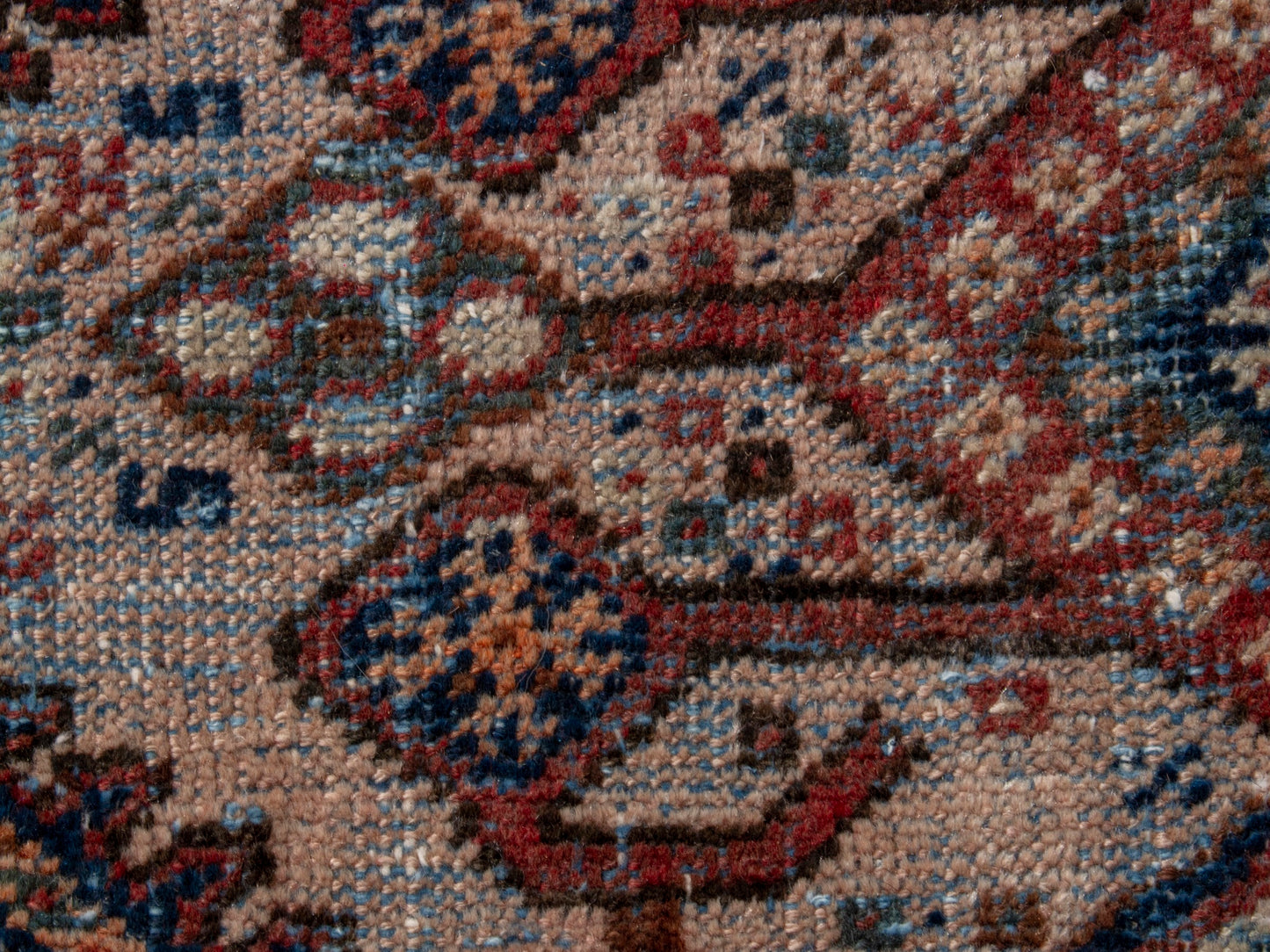 CAN_4681 - 5'6" x 10'10"