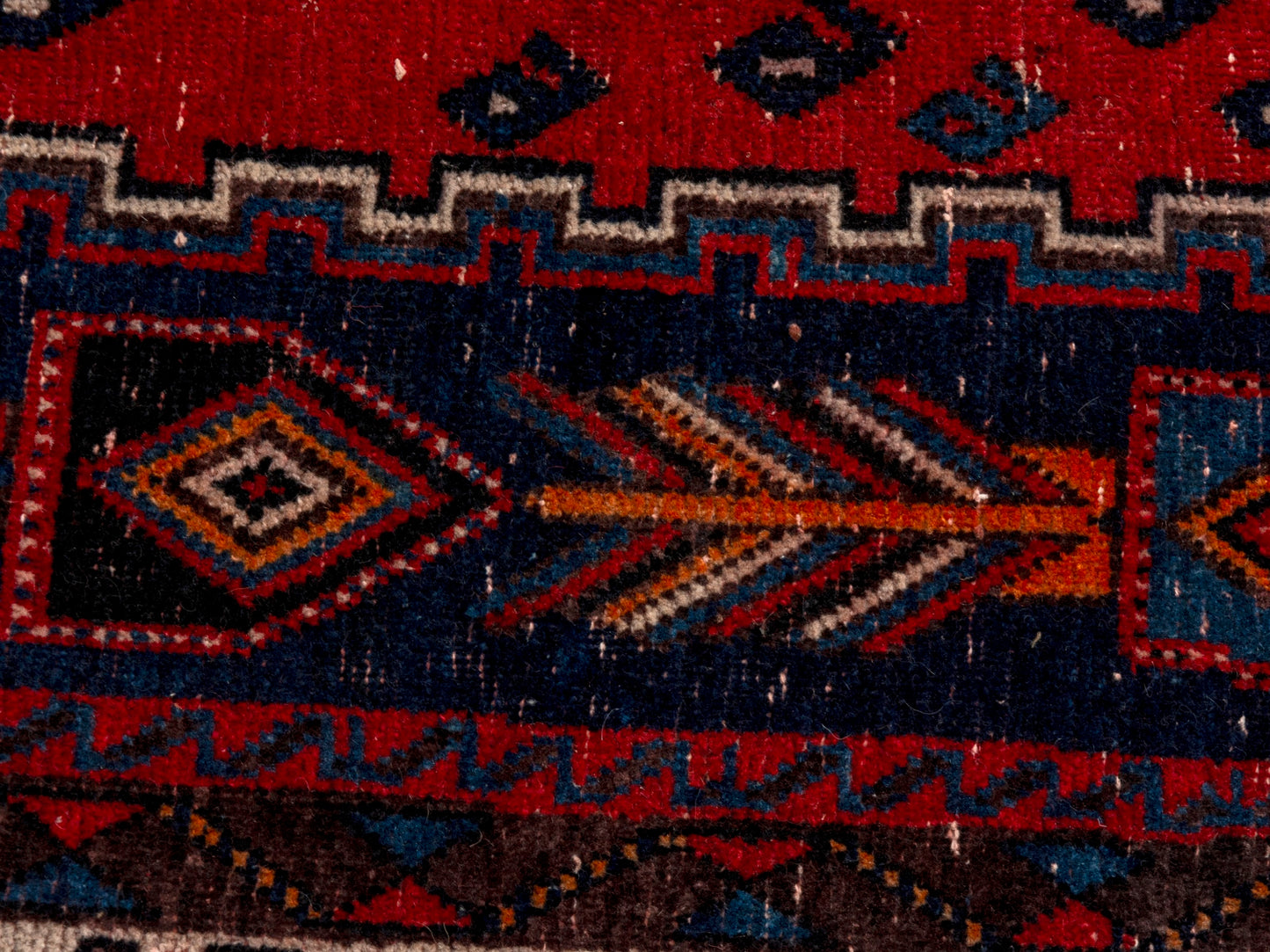 CAN_4691 - 4'11" x 7'6"