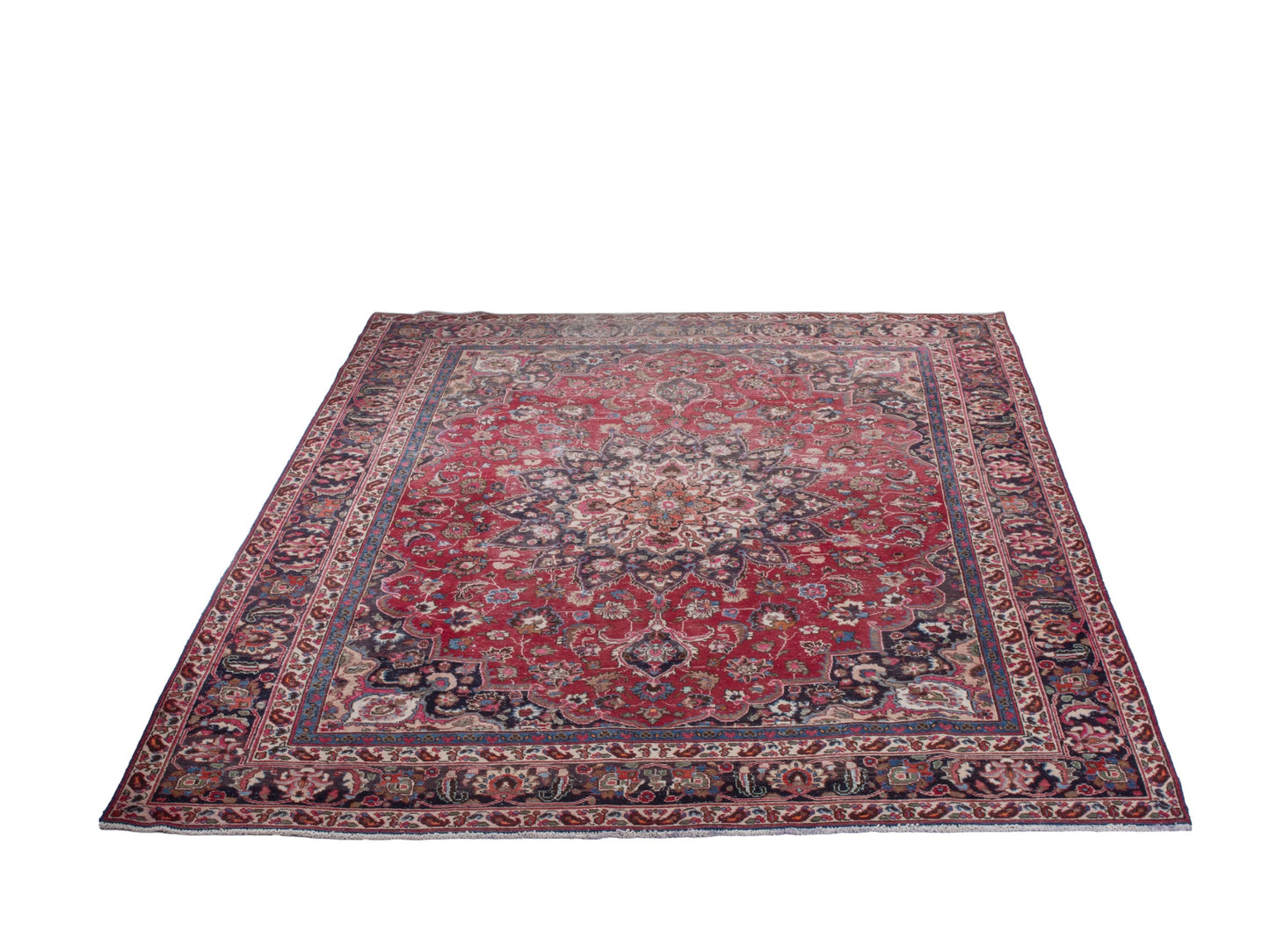 CAN_4703 - 8'2" x 11'6"