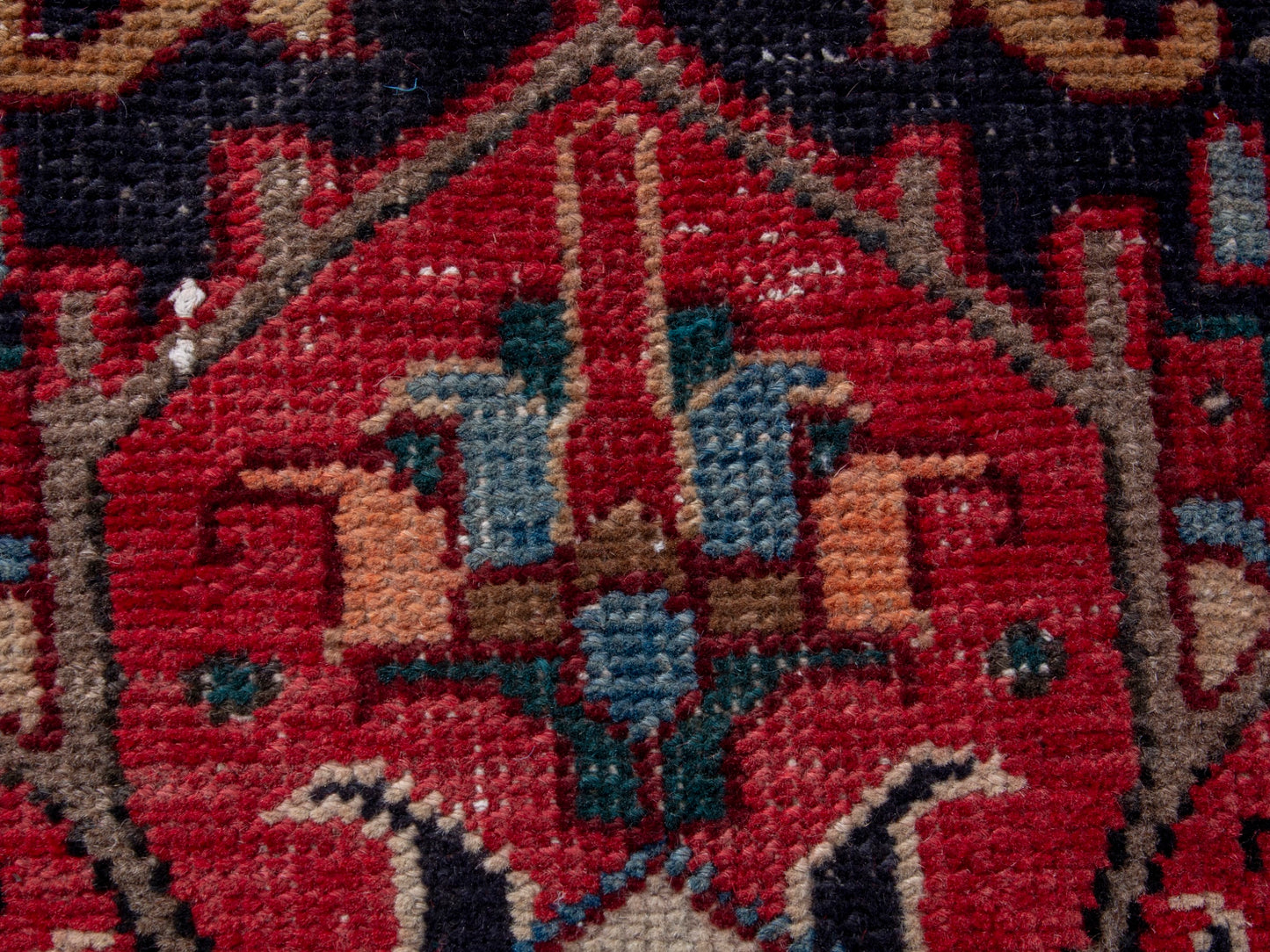 CAN_4707 - 7'9" x 11'6"