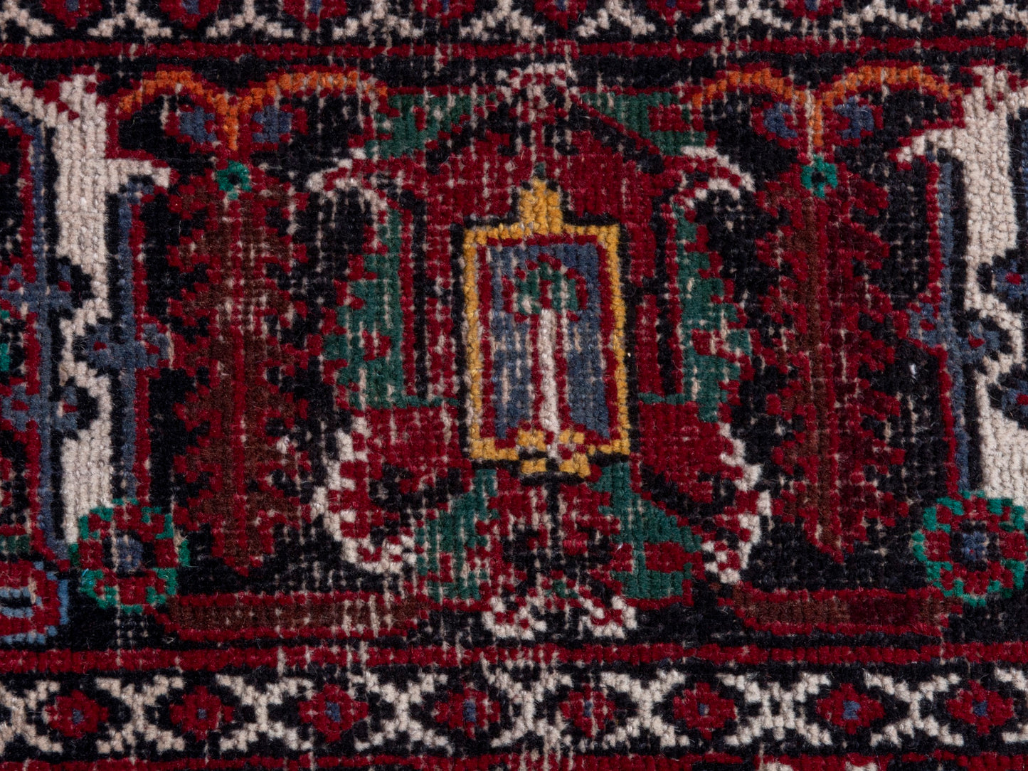 CAN_4711 - 9'6" x 12'4"