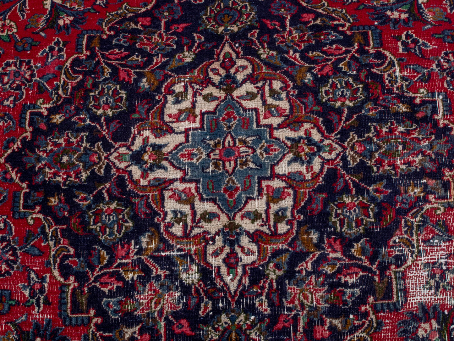 CAN_4713 - 9'10" x 12'6"