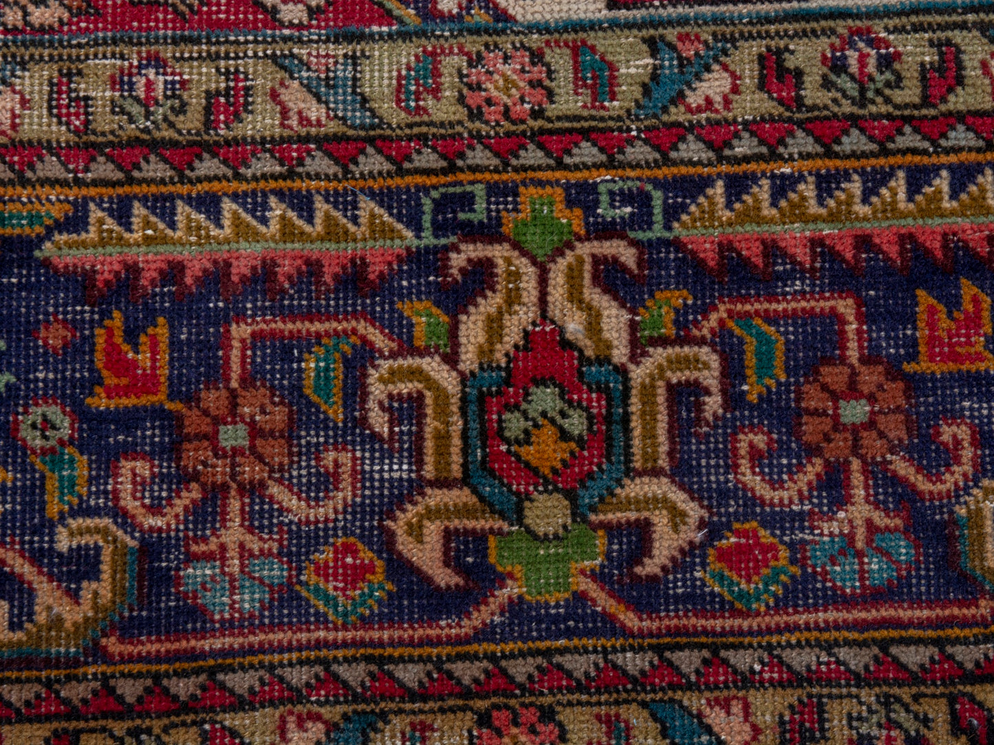 CAN_4719 - 8'2" x 11'4"