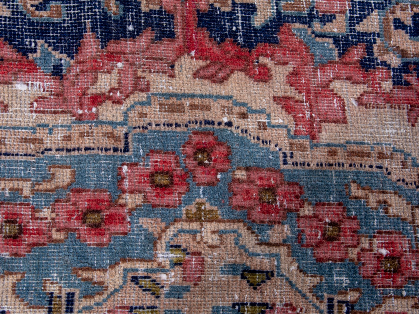 CAN_4721 - 8'2" x 10'10"