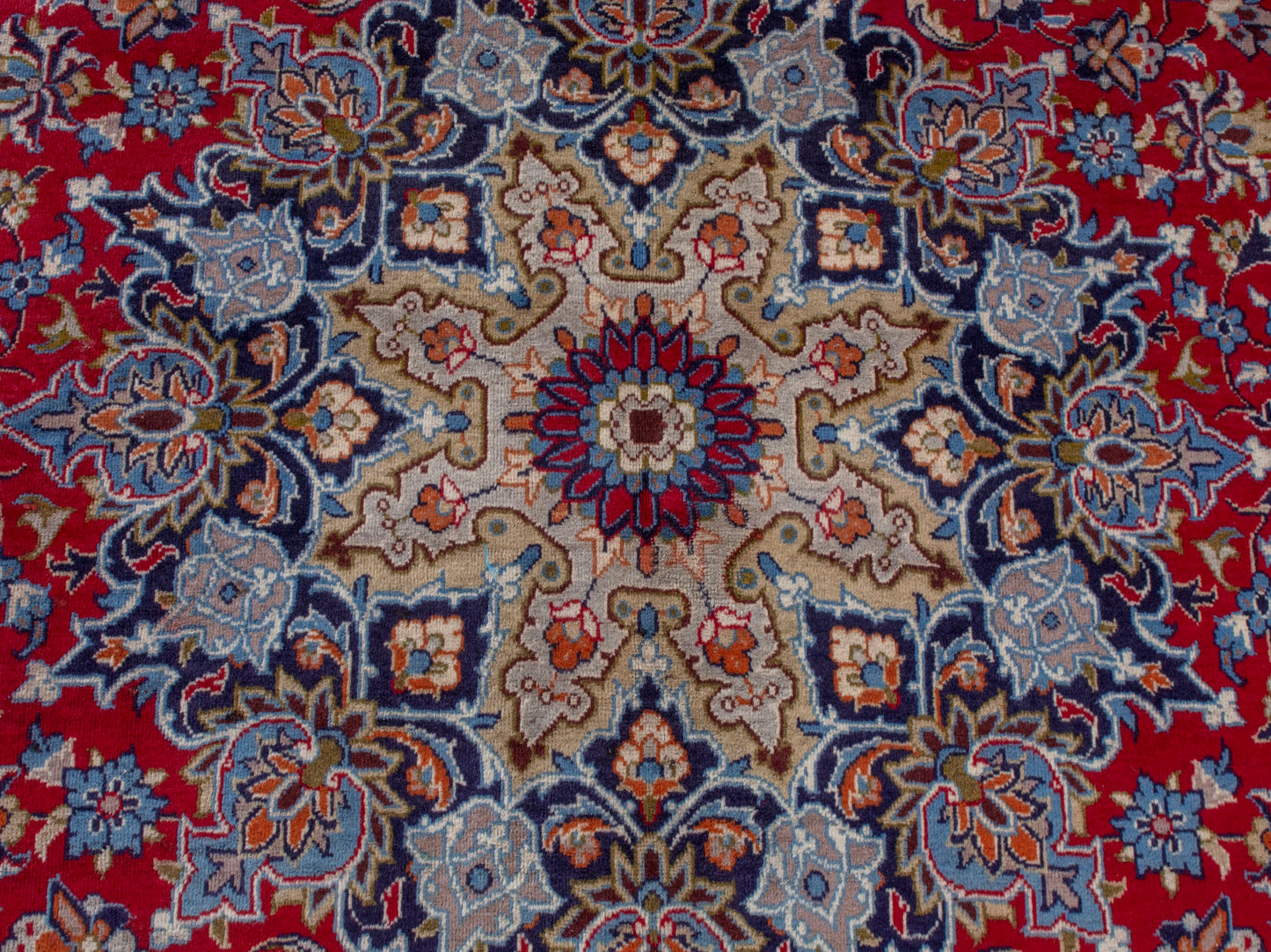 CAN_4729 - 6'7" x 12'4"