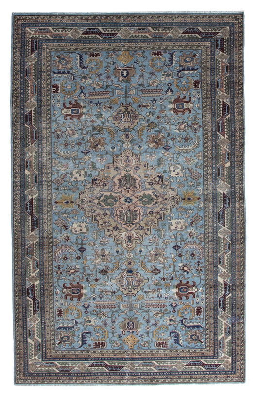 CAN_4731 - 5'9" x 9'1"