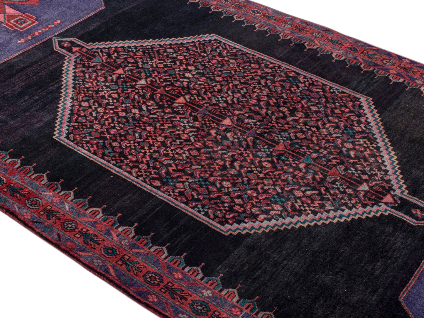 CAN_4735 - 4'9" x 12'6"