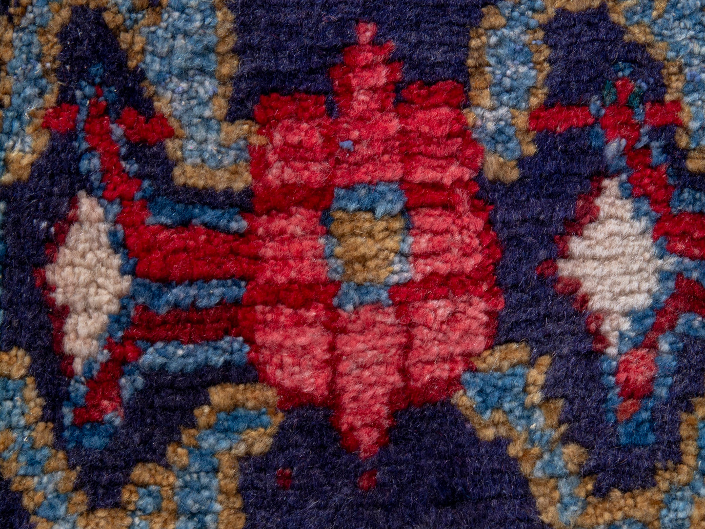 CAN_4740 - 4'3" x 9'10"
