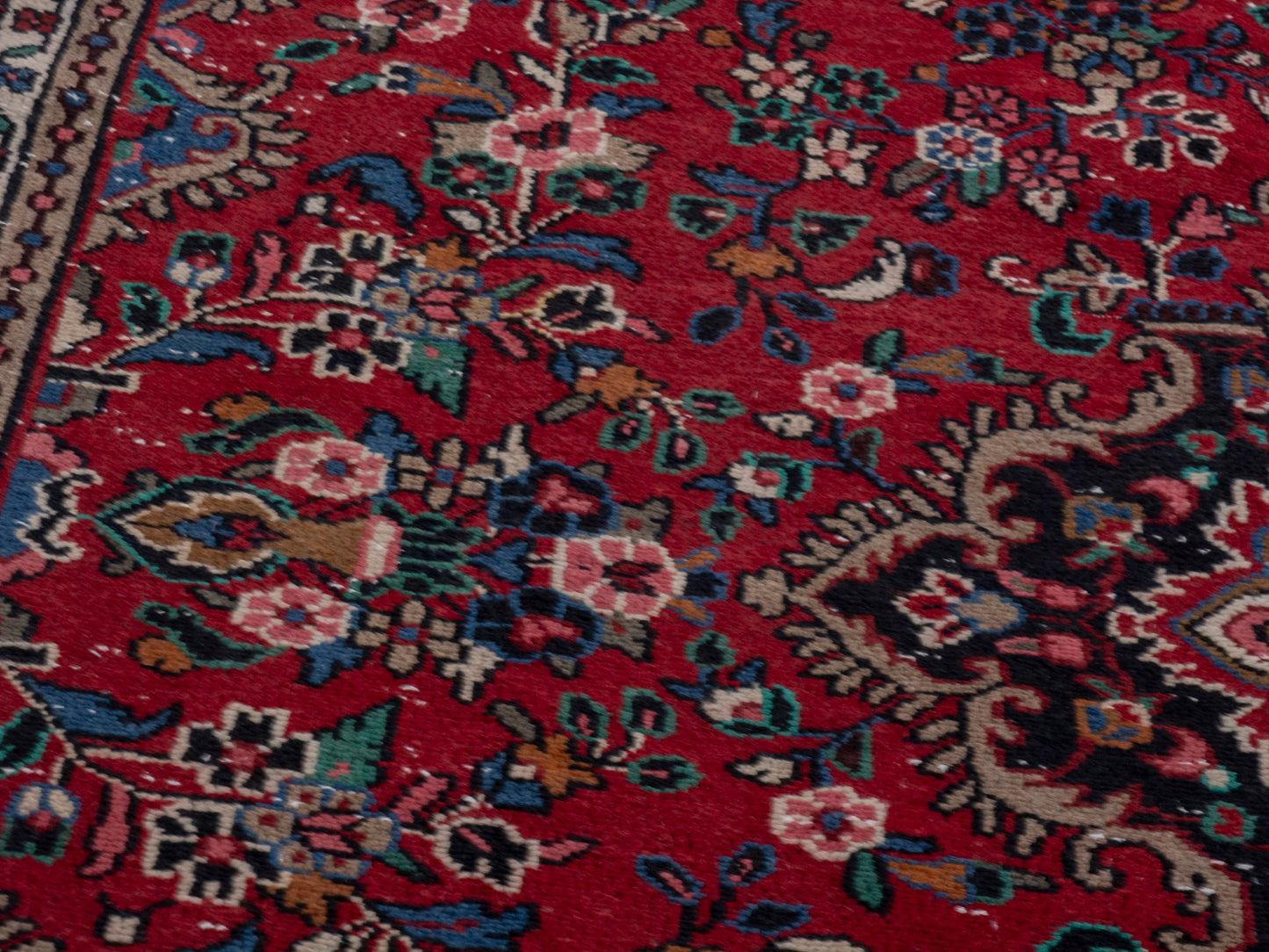 CAN_4749 - 5'7" x 8'4"