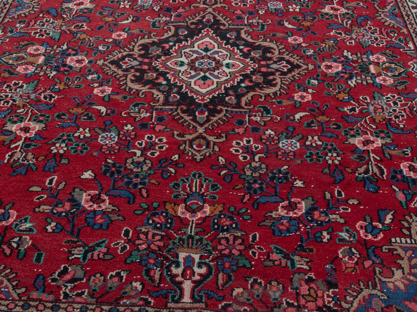 CAN_4749 - 5'7" x 8'4"