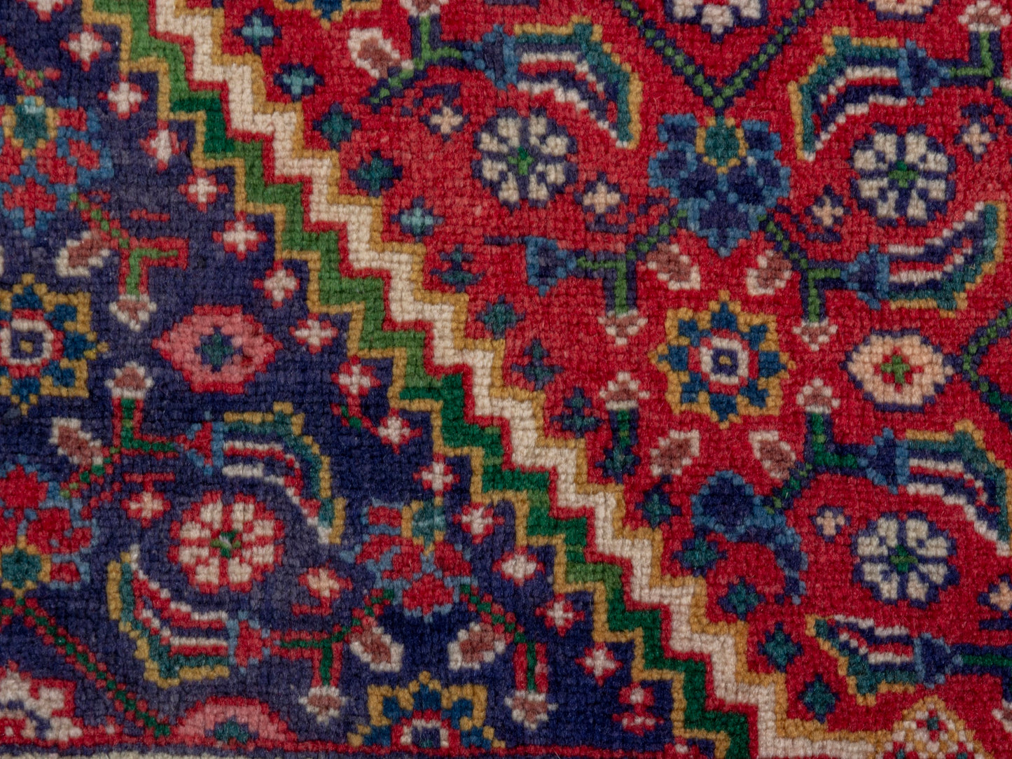 CAN_4756 - 4'11" x 8'2"
