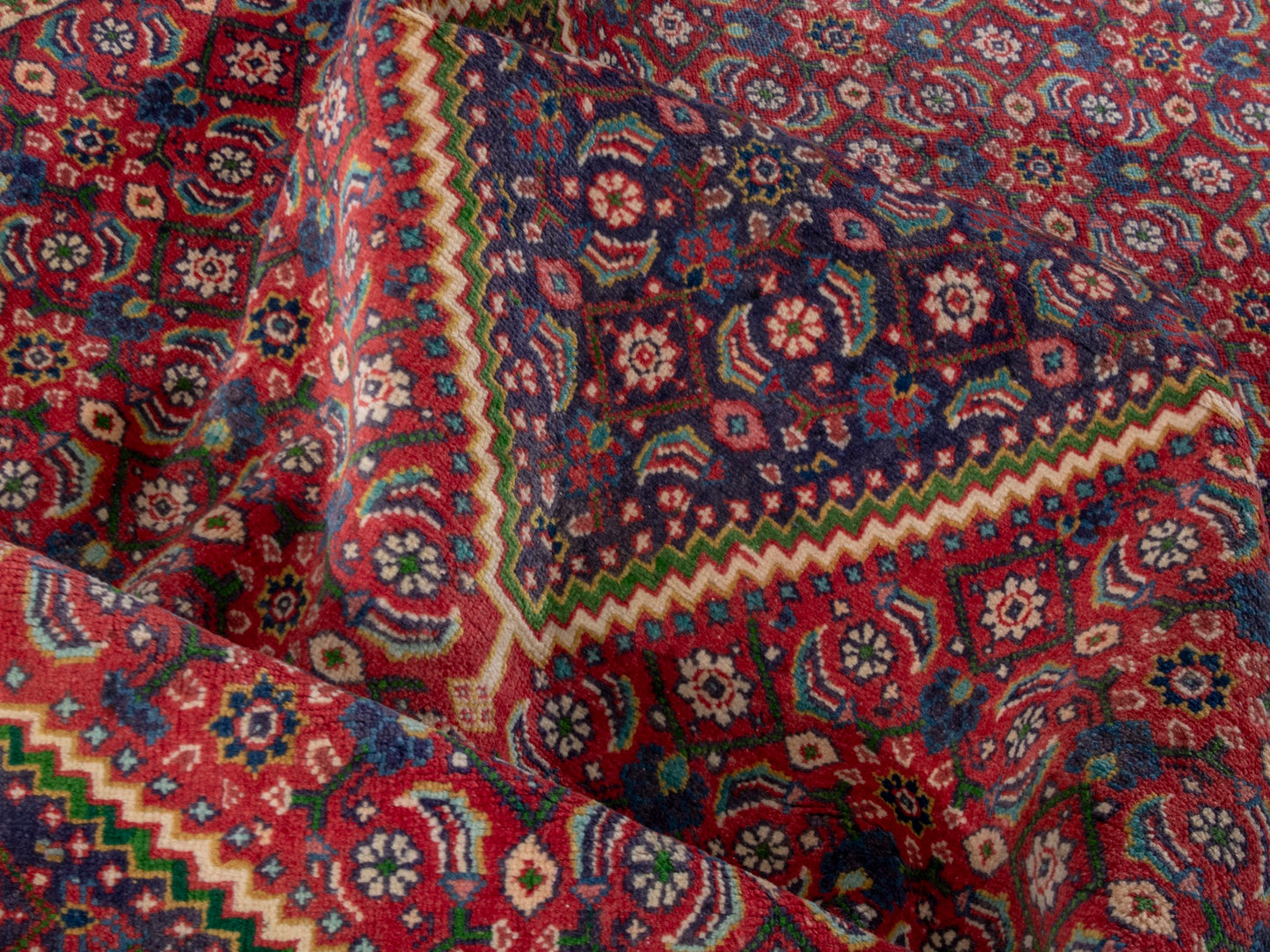 CAN_4756 - 4'11" x 8'2"