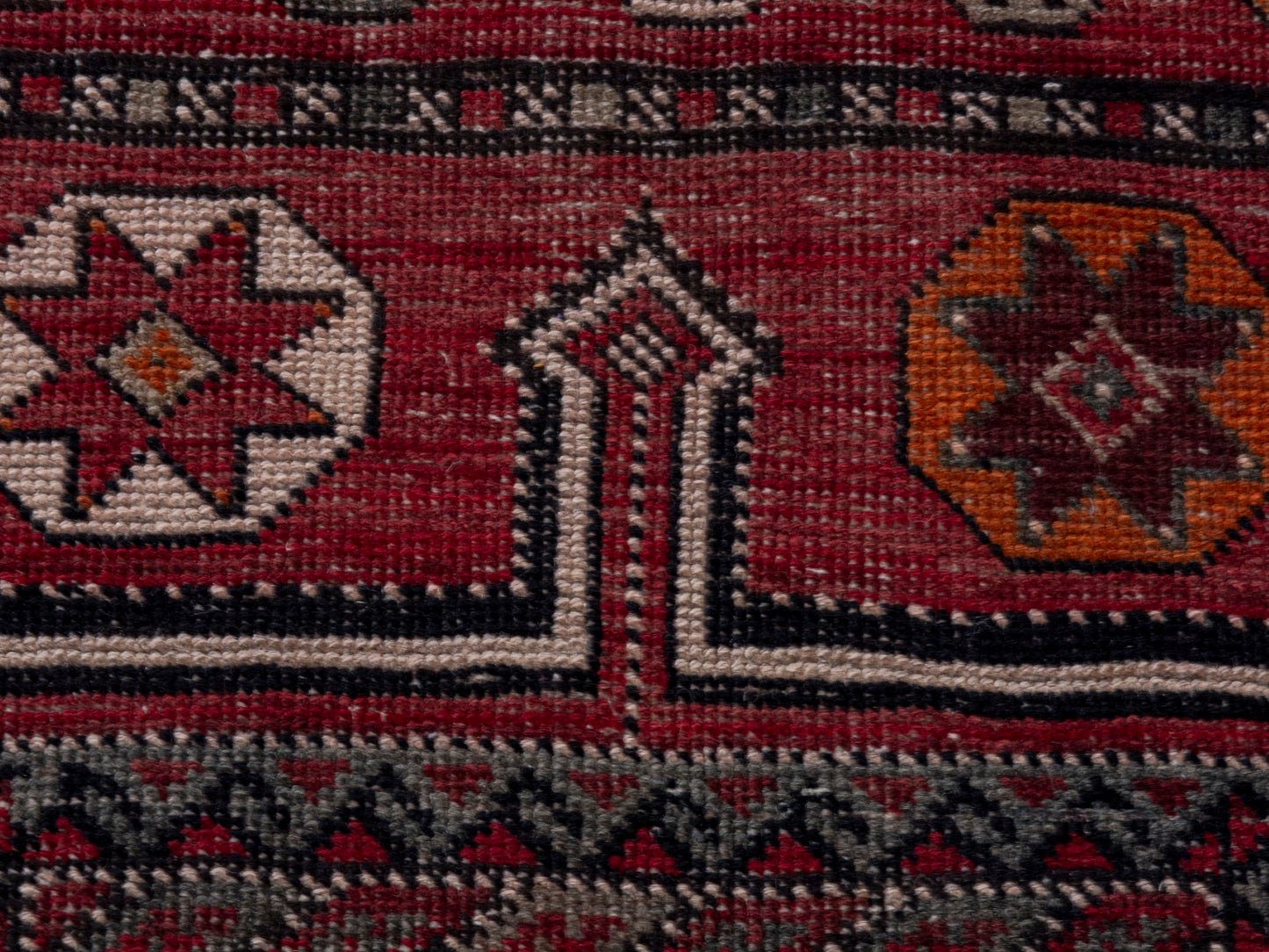 CAN_4761 - 5'2" x 9'10"