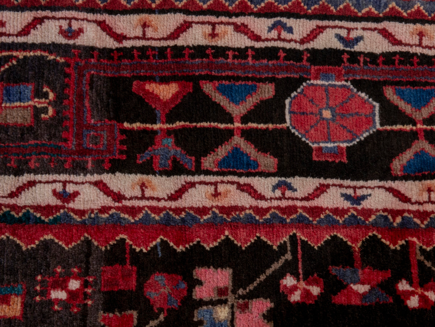 CAN_4763 - 5'1" x 10'8"