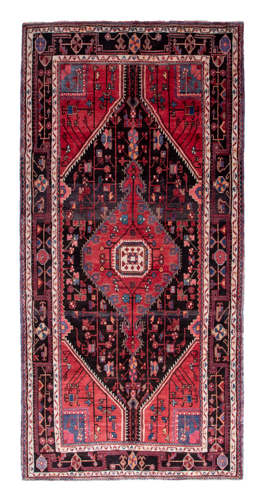 CAN_4763 - 5'1" x 10'8"