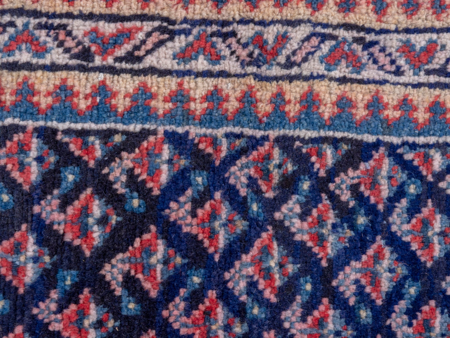CAN_4772 - 4'4" x 10'1"