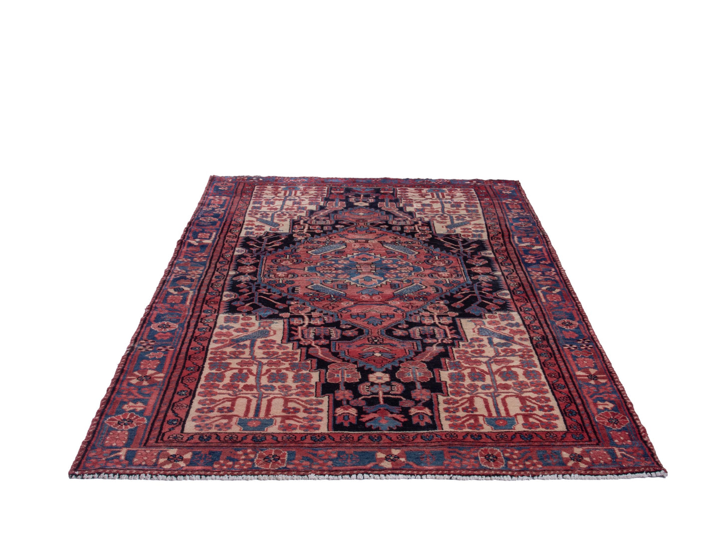 CAN_4775 - 4'11" x 10'6"
