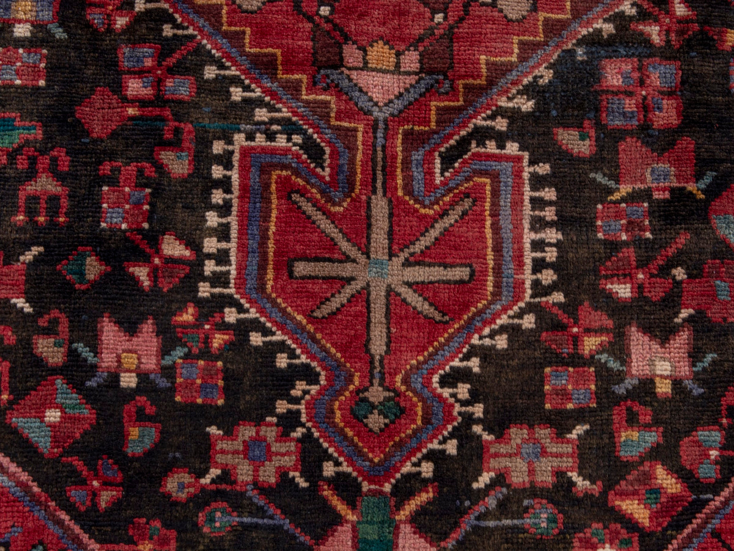 CAN_4780 - 5'1" x 9'10"