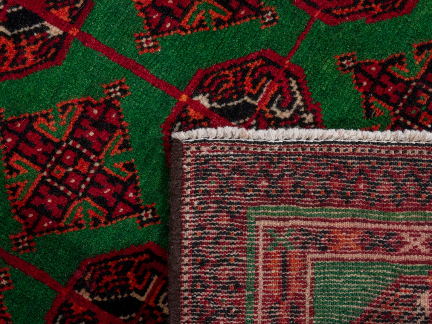 C-4804 - 2'4" x 4'9"