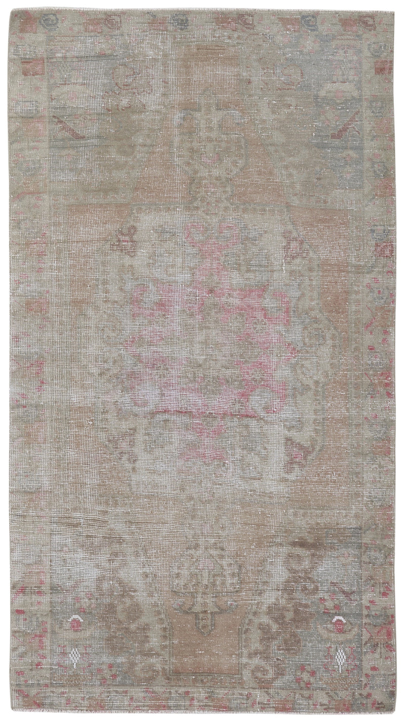 7002 - 4' x 7'3"