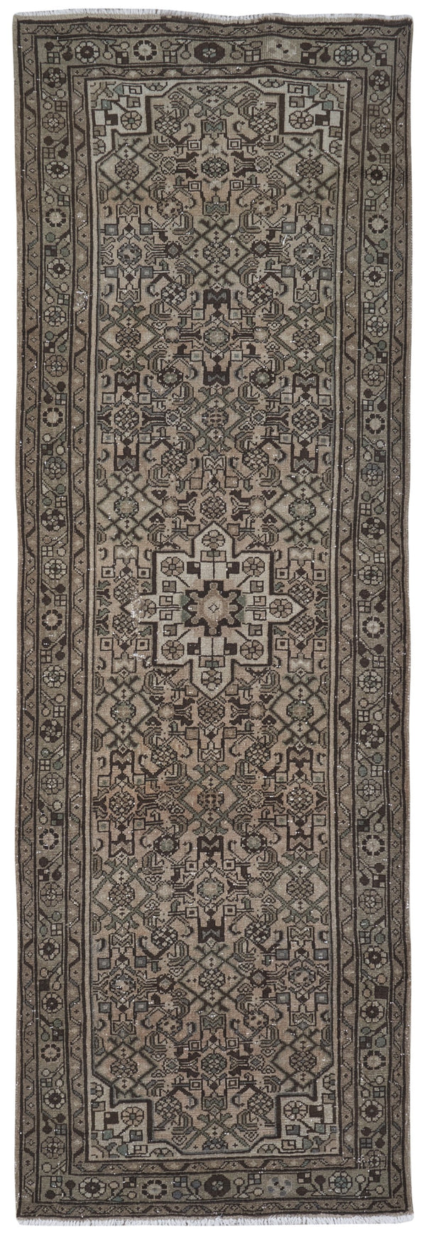 8100 - 3'6" x 9'11"