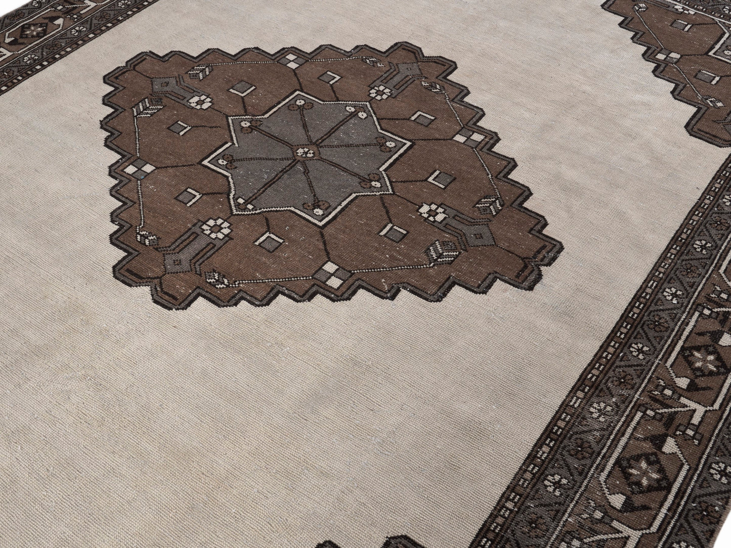 XL290 - 8' x 10'10"