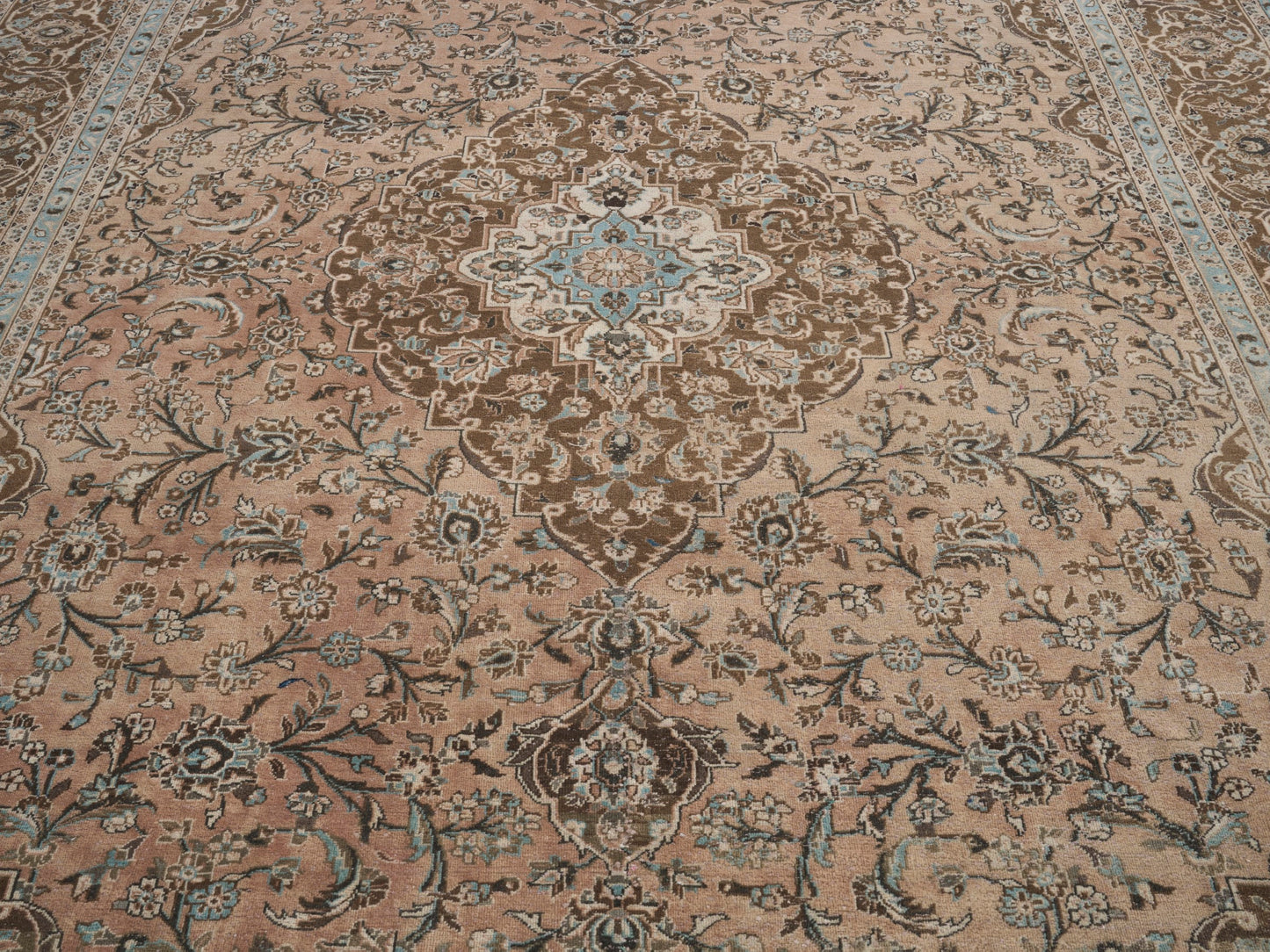 XL276 - 9' x 13'2"