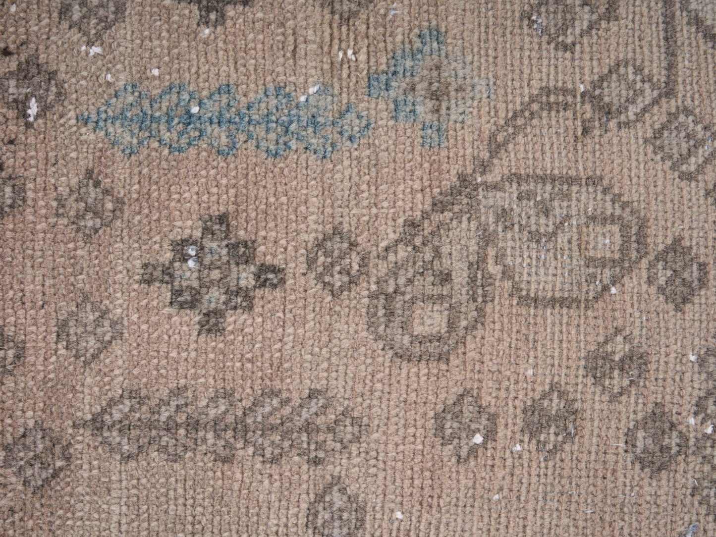 8367 - 3' x 5'5"