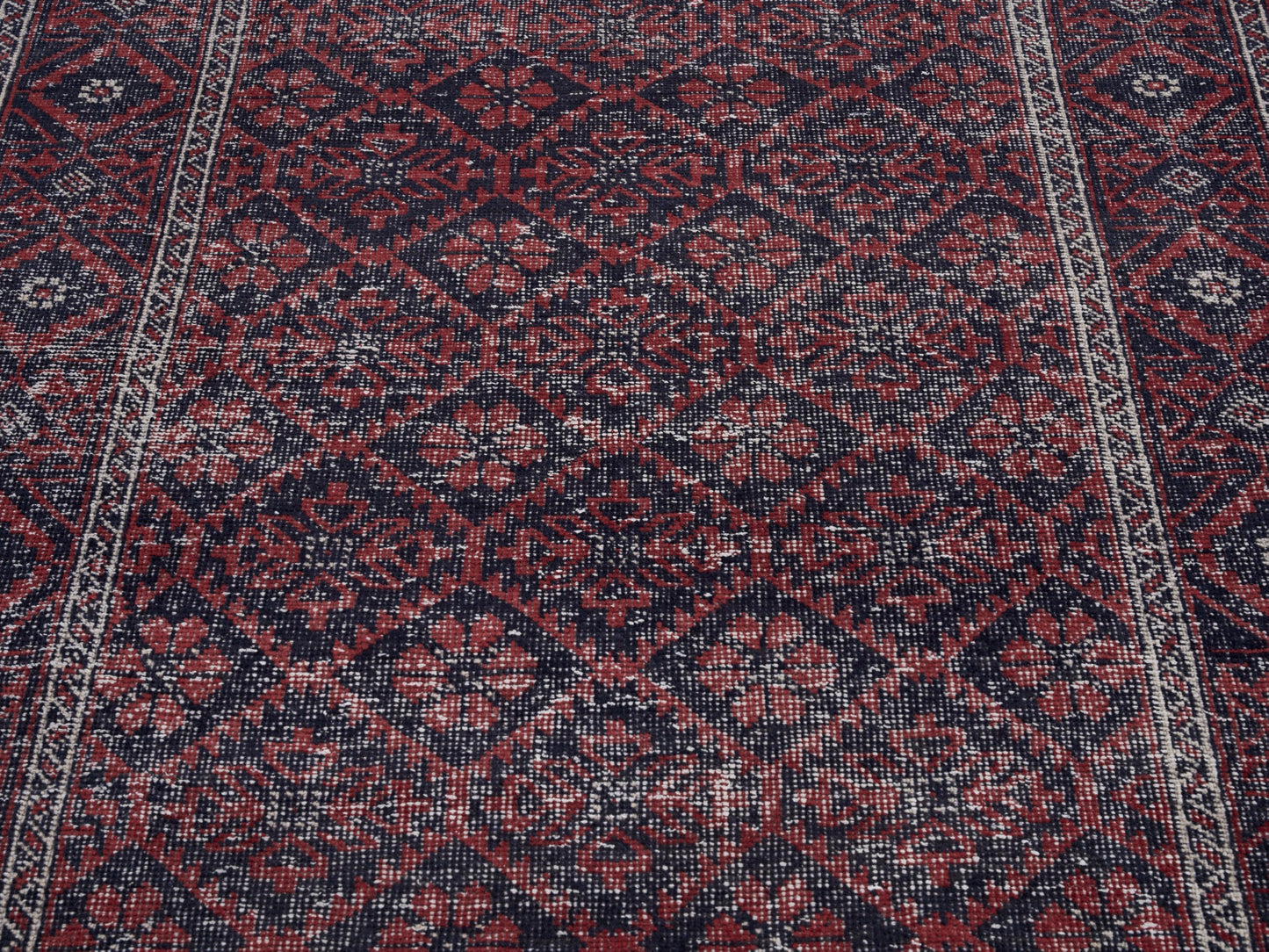 8284 - 4'3" x 7'10"