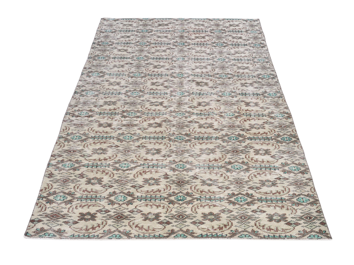 3273 - 5'3" x 9'1"
