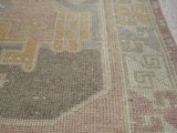 7011 - 3'8" x 8'2"
