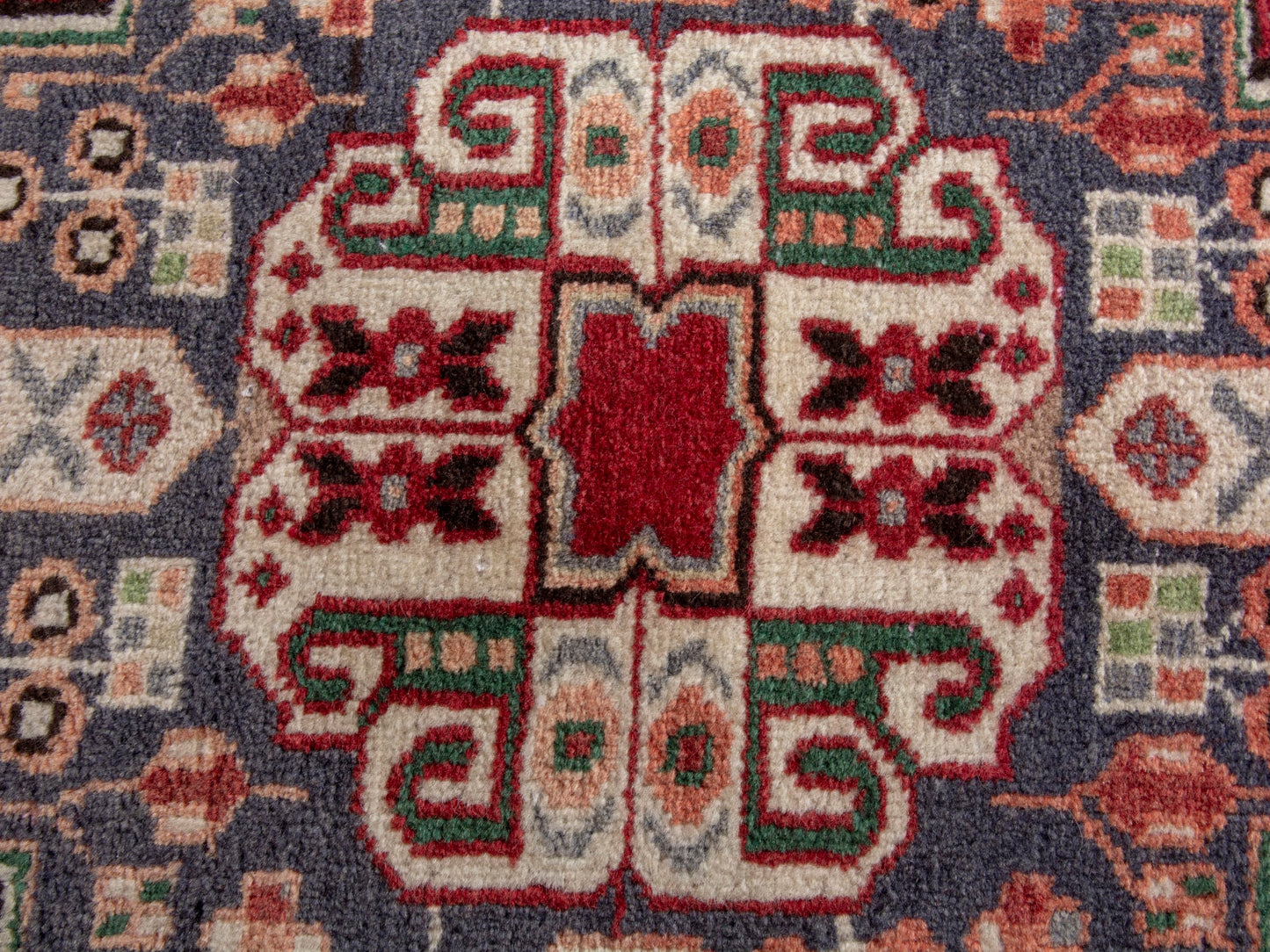 CAN_4865 - 2'2" x 2'2"