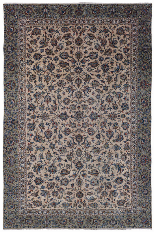 XL337 - 8'3" x 12'2"