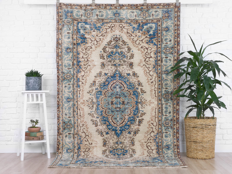 Milani - 4'10" x 7'11"
