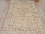 Inayah - 5'5" x 9'2"