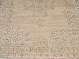 Inayah - 5'5" x 9'2"