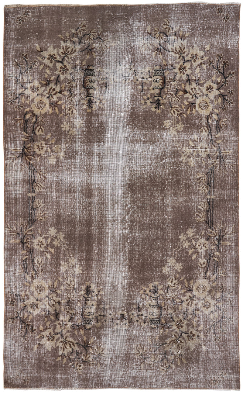 Safaa - 5' x 8'3"