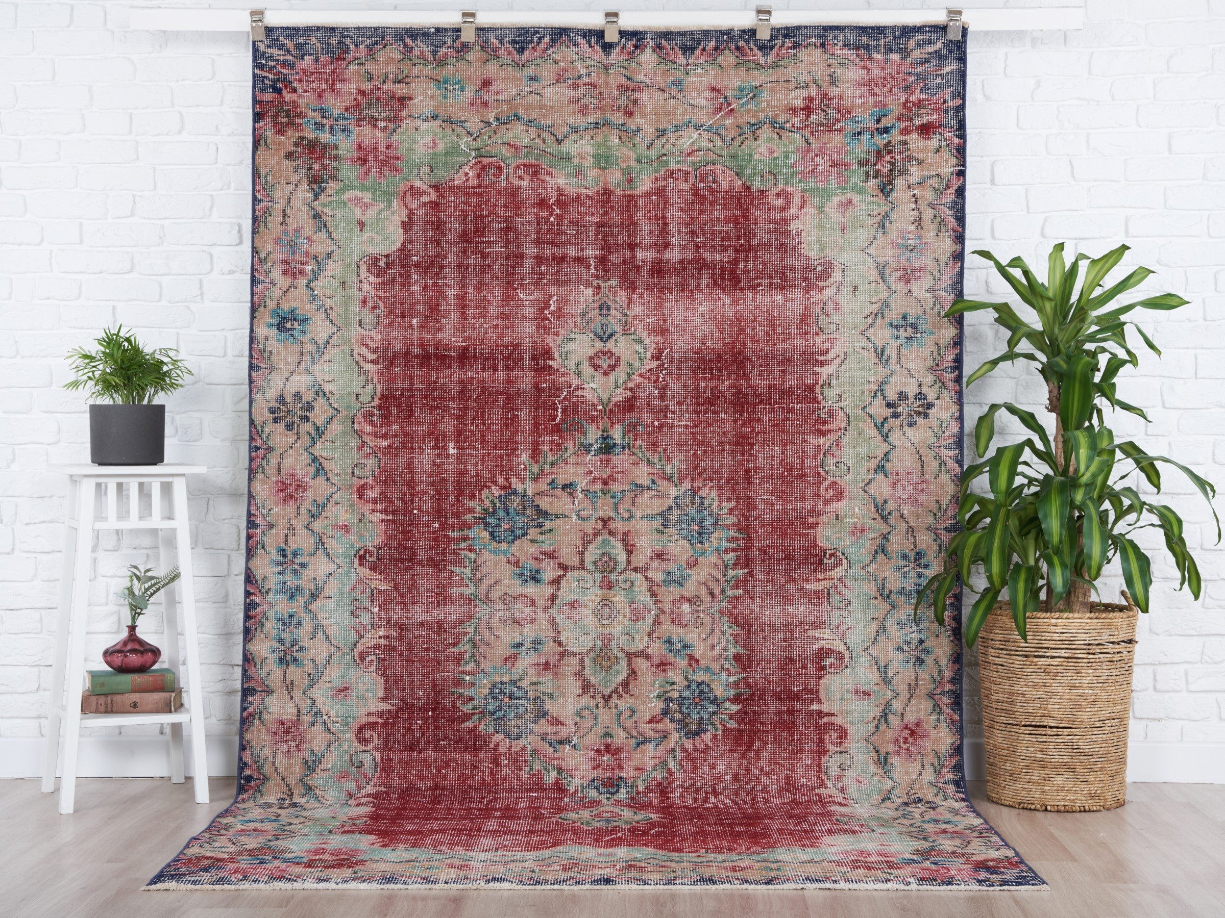 2359 - Turkish Vintage Area Rug (5'7